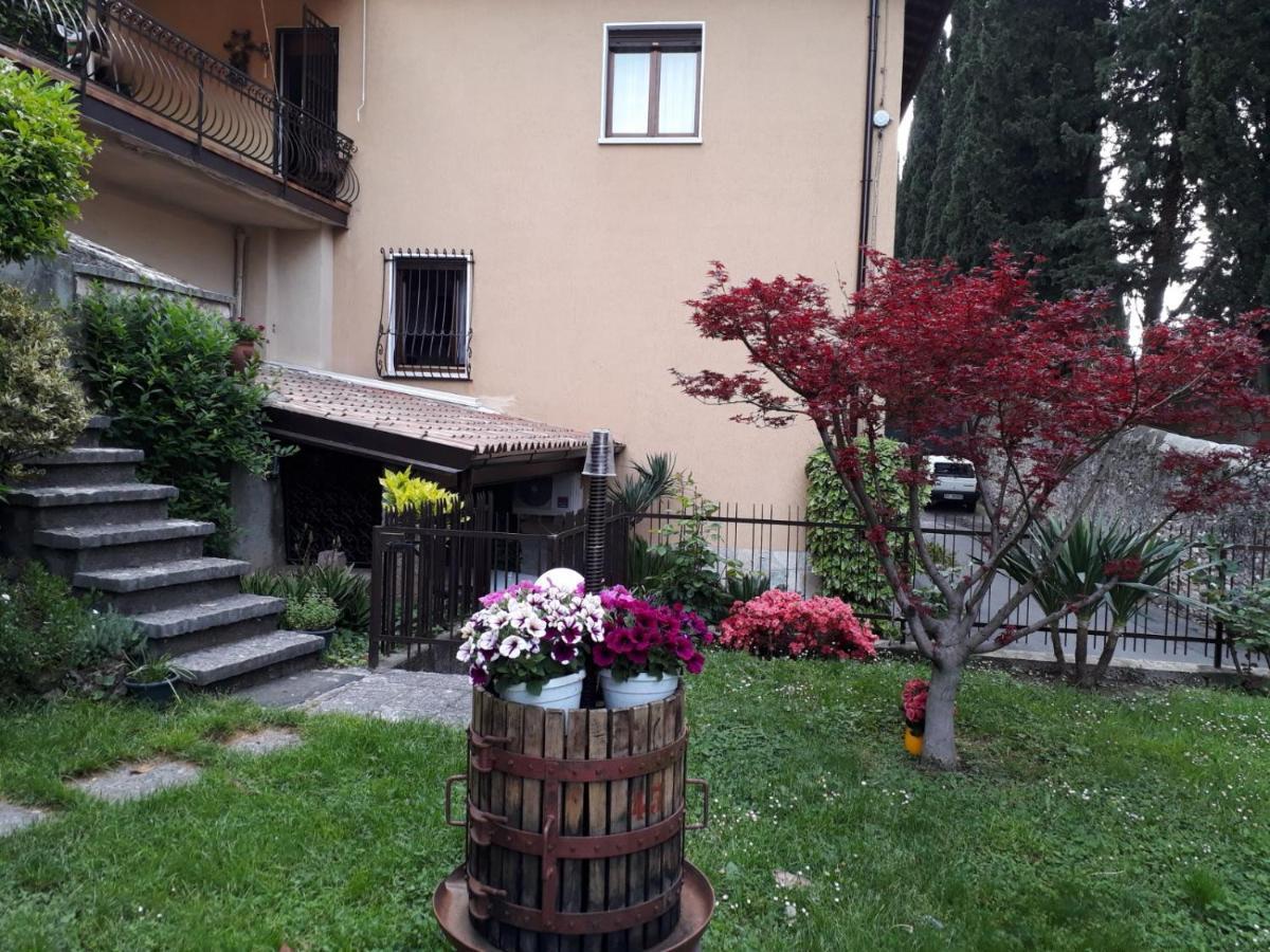 Giardino Dei Limoni Villa ตอสโกลาโน มาแดร์โน ภายนอก รูปภาพ